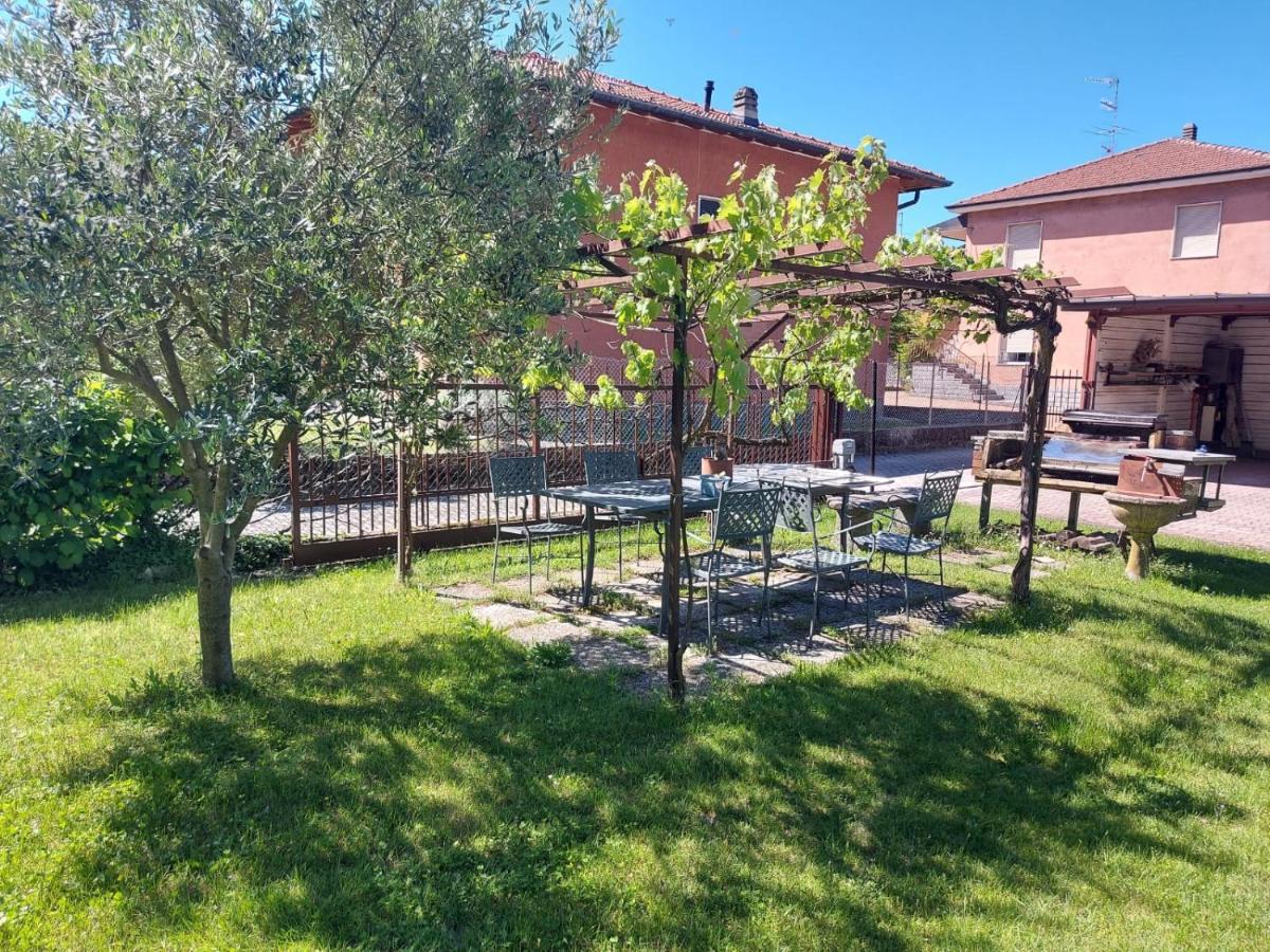 Bnbook Casa Dei Peschi - Lago Di Monate Кадреццате Экстерьер фото